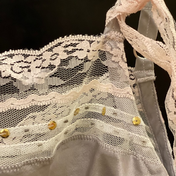 Sexy new Express 100% silk camisole! Small - Picture 5 of 7